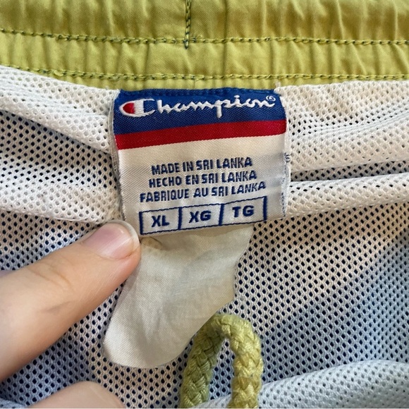 Champion Men’s Blue Swim Trucks Fully Lined XL Pockets Beach Pool Summer Netting - Picture 3 of 9